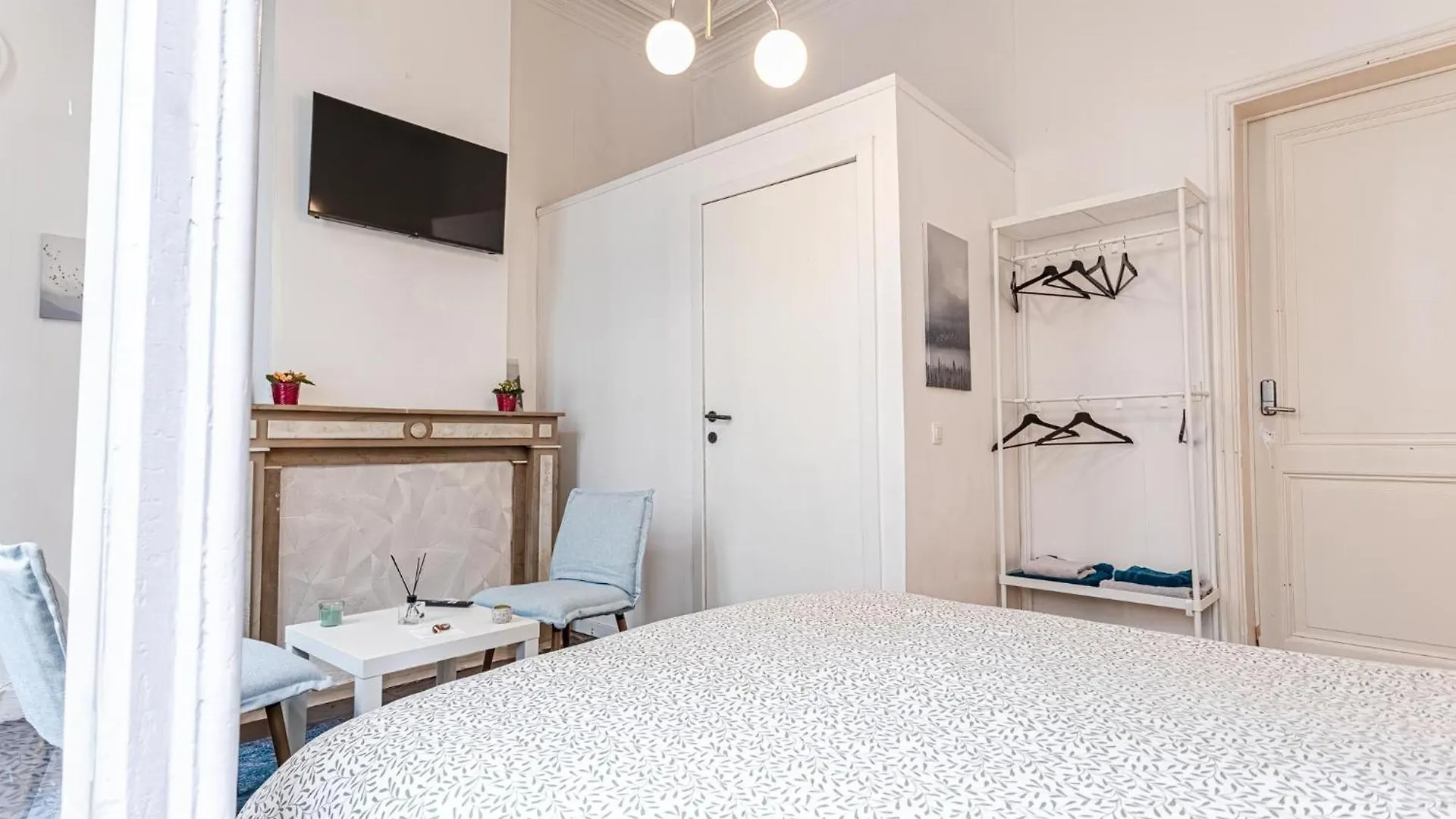 아파트 Modern Connected 6 Studios In The Heart Of 헨트