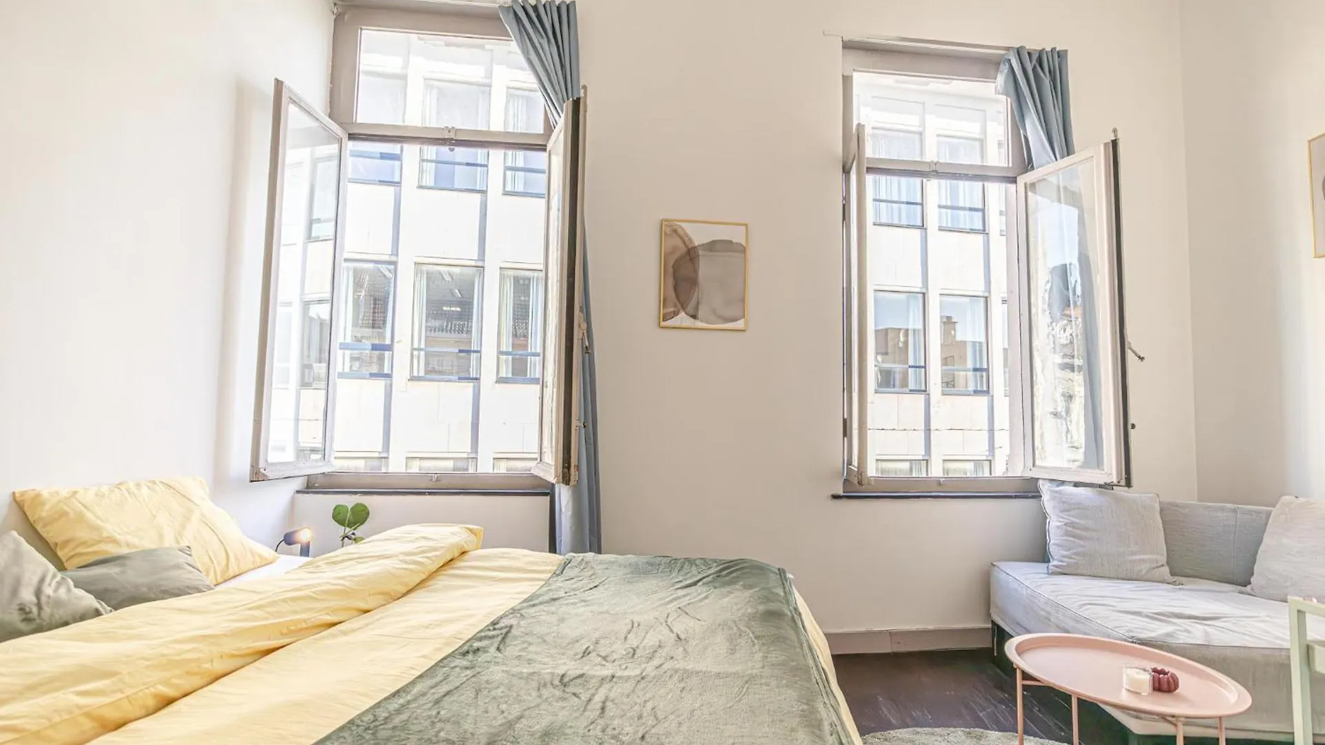 Modern Connected 6 Studios In The Heart Of Ghent Apartment